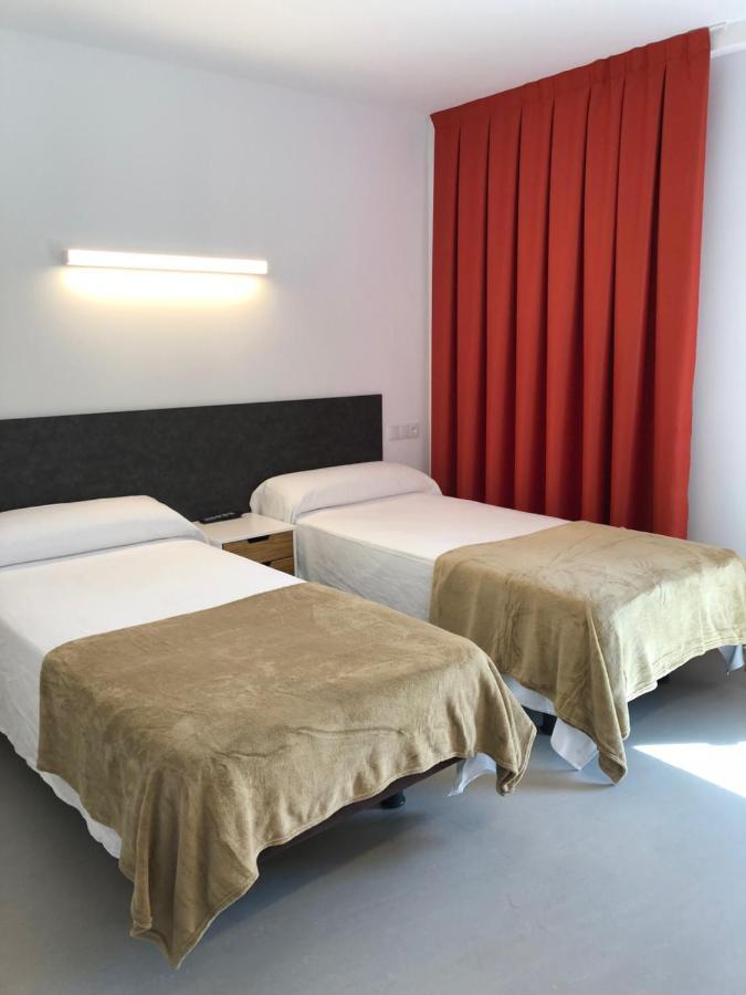 Epsilon Alcaniz Hotel Bagian luar foto
