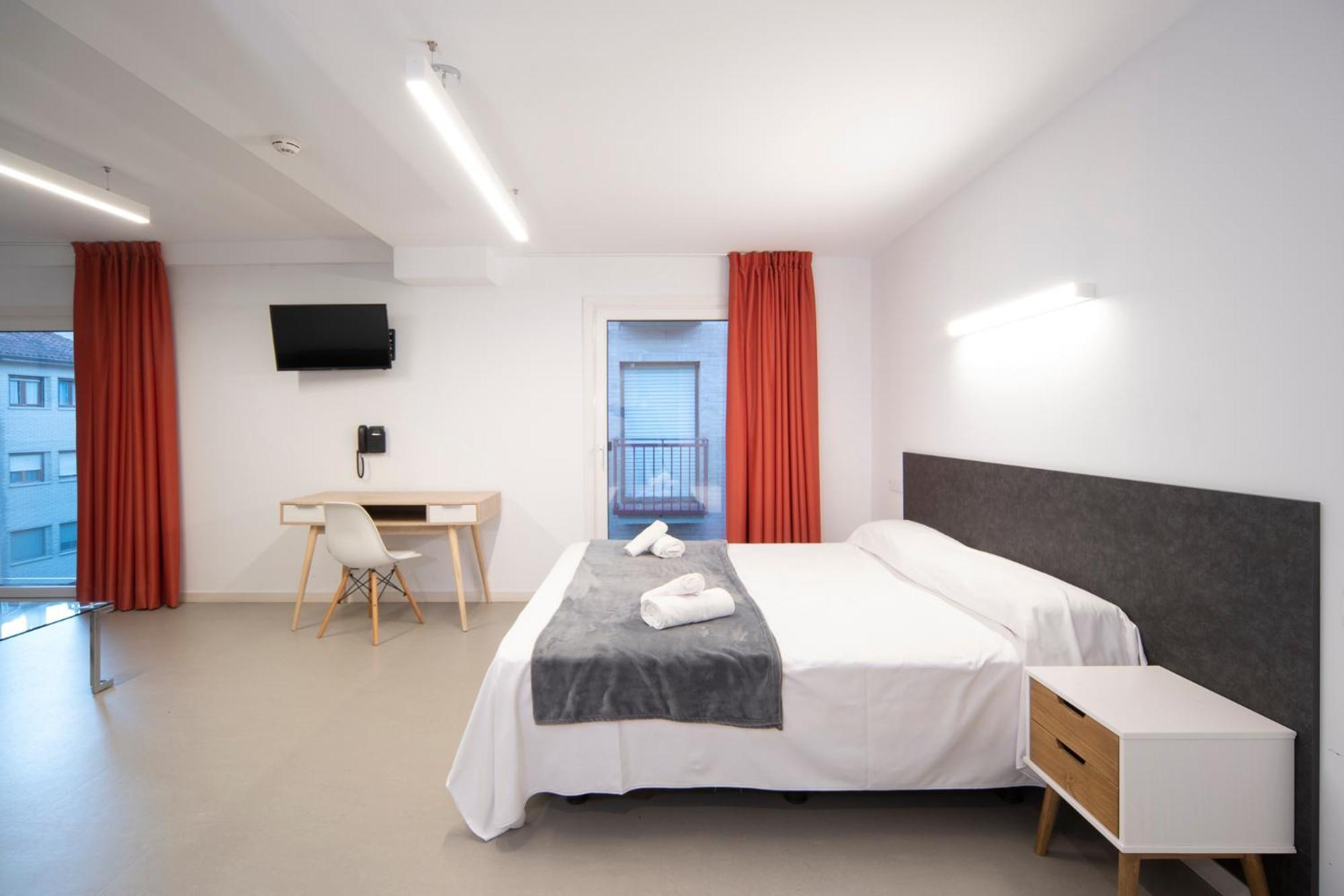 Epsilon Alcaniz Hotel Bagian luar foto