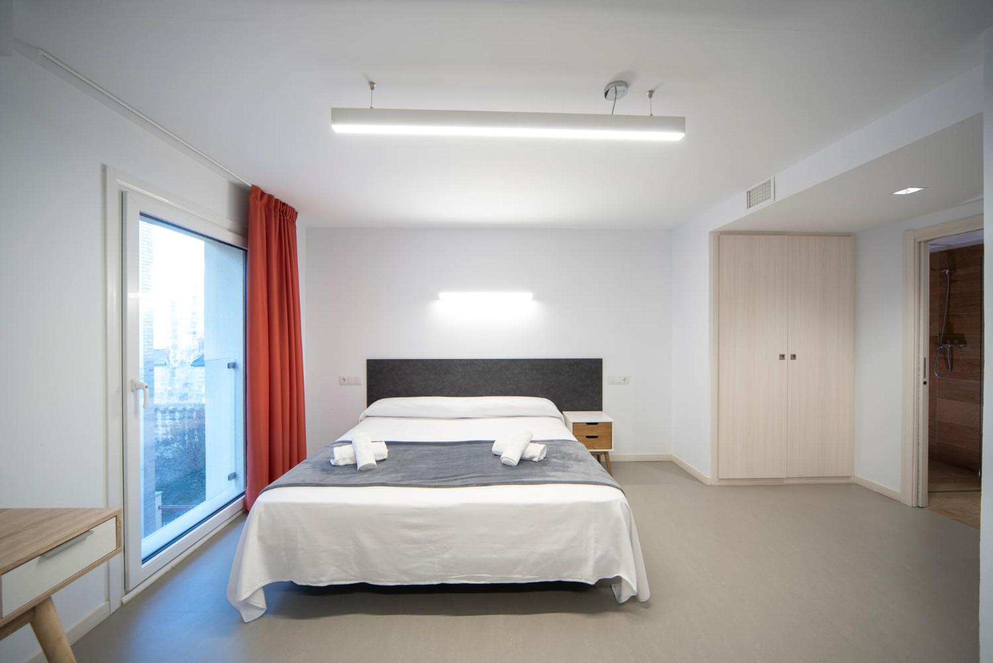Epsilon Alcaniz Hotel Bagian luar foto